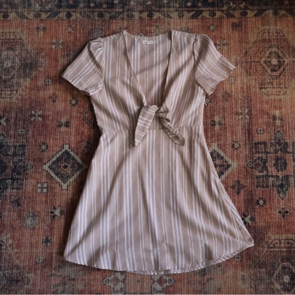 Cotton Candy LA Peek-A-Bow Dress